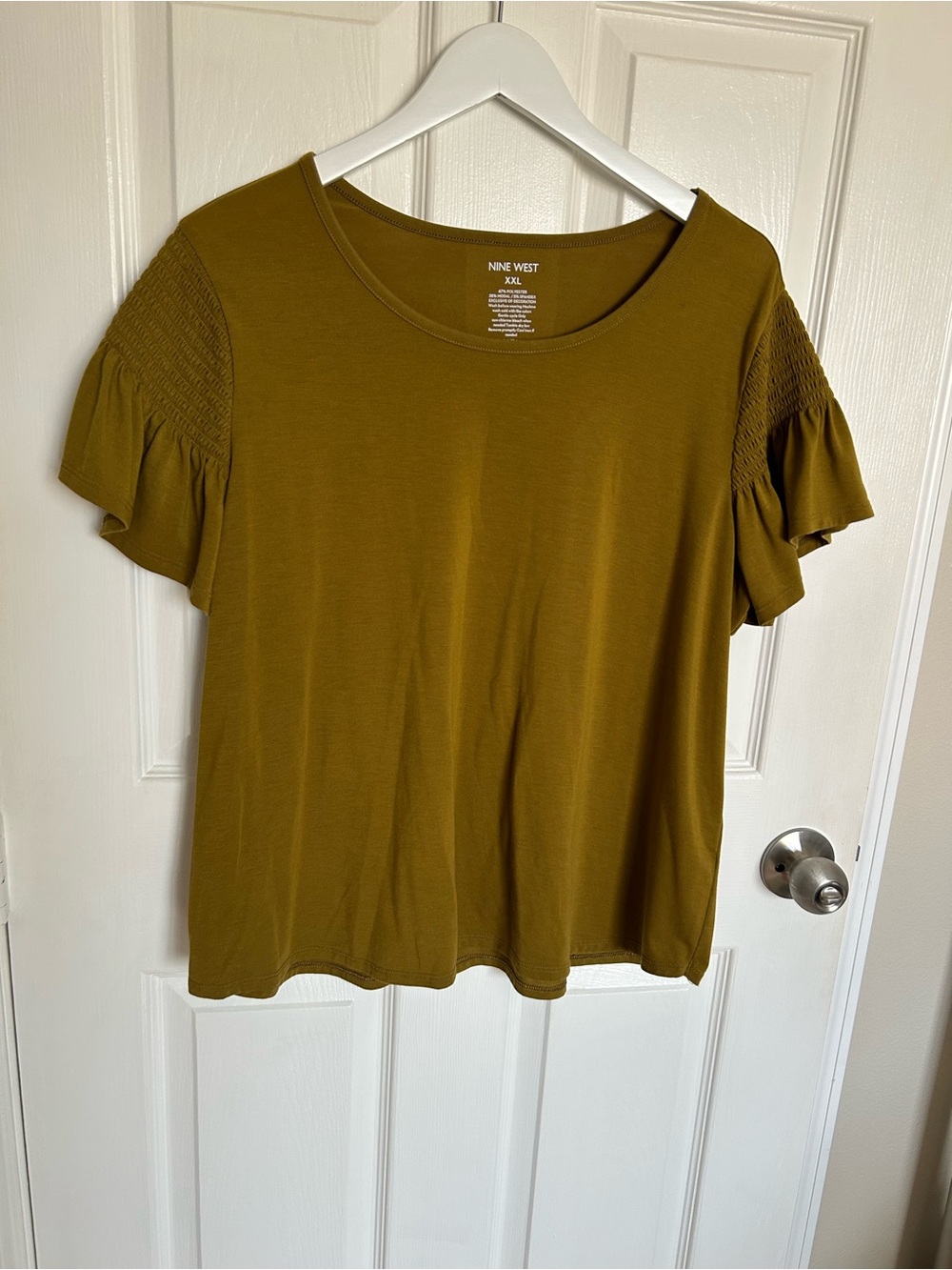 Nine West Olive Green / Mustard Smocked Ruffle Sleeve Soft Tee Size XXL